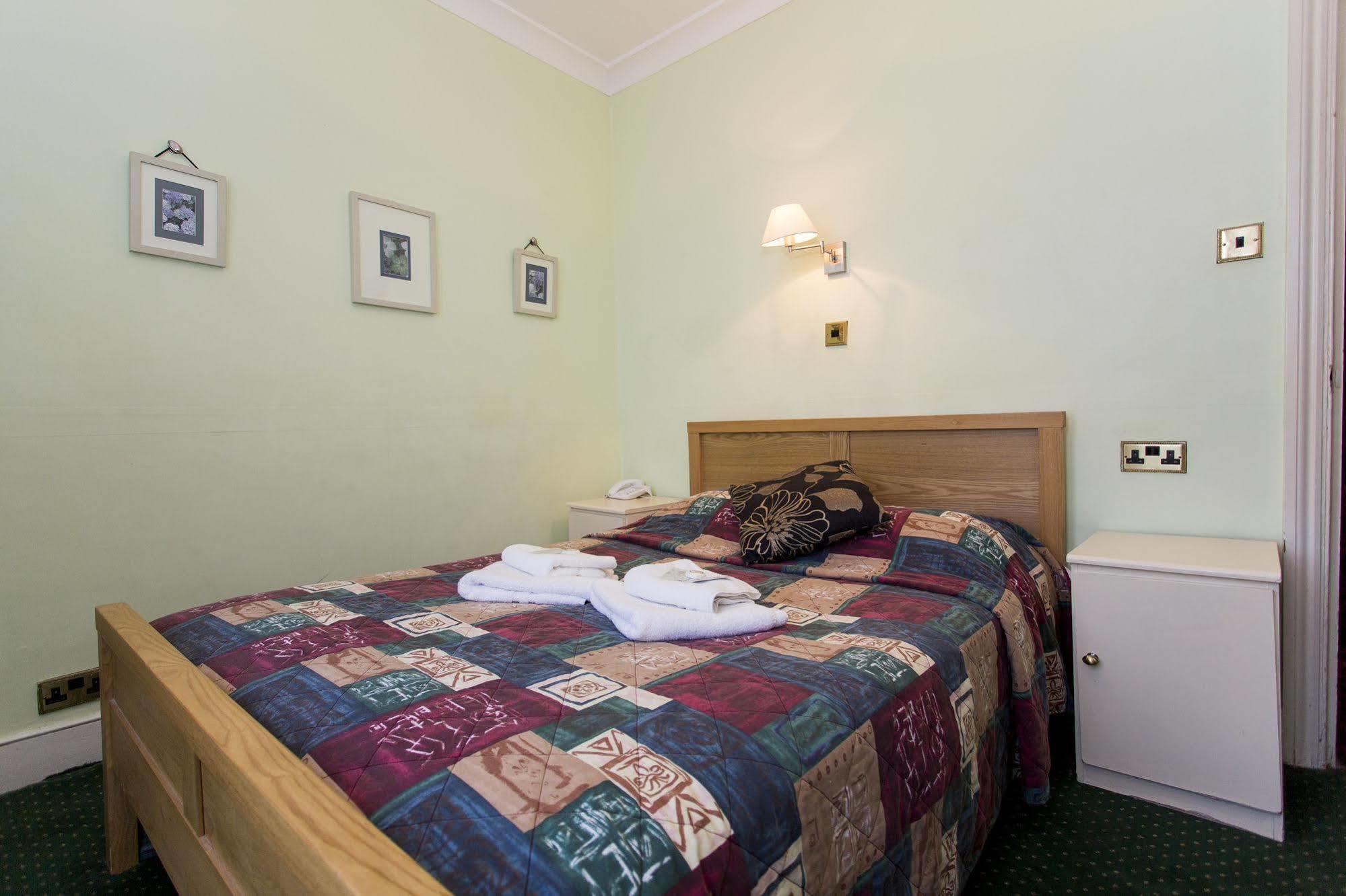 Oyo Ridgeway Hotel Chingford Eksteriør bilde