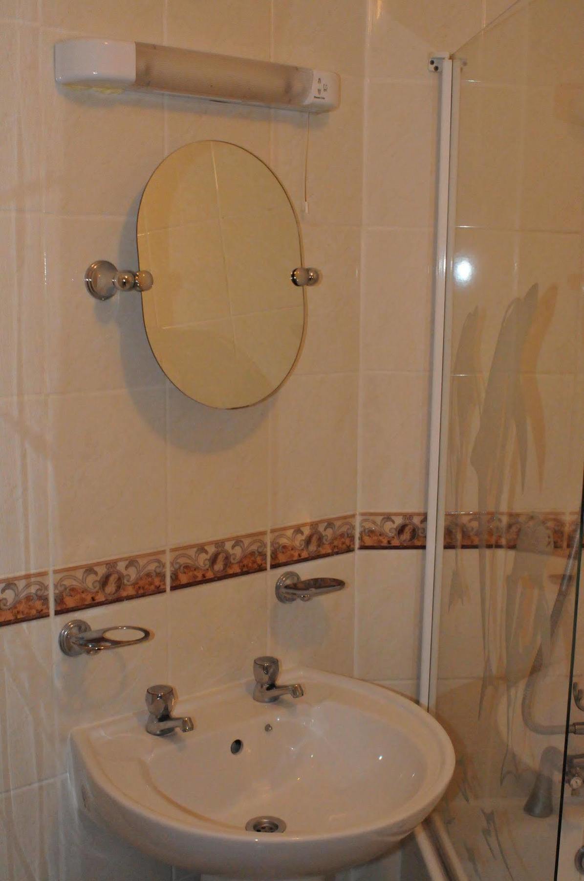 Oyo Ridgeway Hotel Chingford Eksteriør bilde